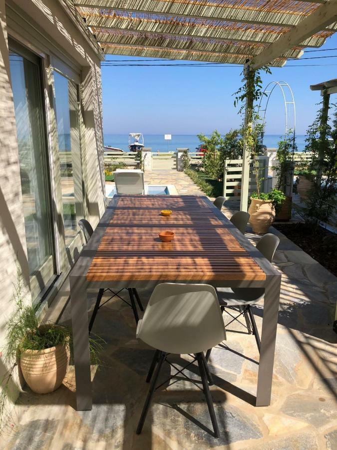 Sea And Sun Luxury Pools' Villas Chorevtón Exteriér fotografie